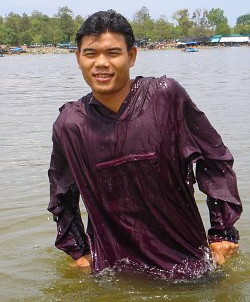 wet anorak swim test in lake